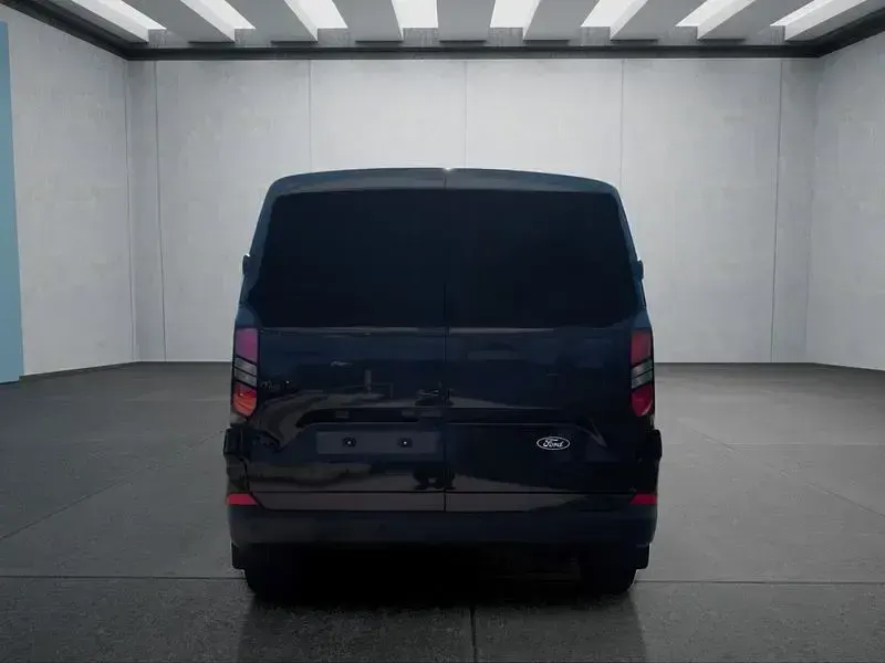 Gebraucht Ford Transit Custom 136 PS (100 kW) 2026 Schwarz Limousine