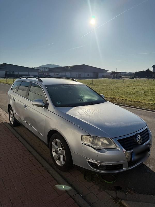 Silber Gebraucht 2008 VW Passat Kombi | 1.400 € (Superpreis) - Bild 1/4