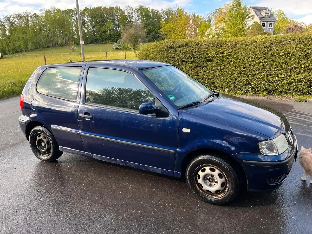 Gebraucht VW Polo 60 PS (44 kW) 2000 Blau Kleinwagen