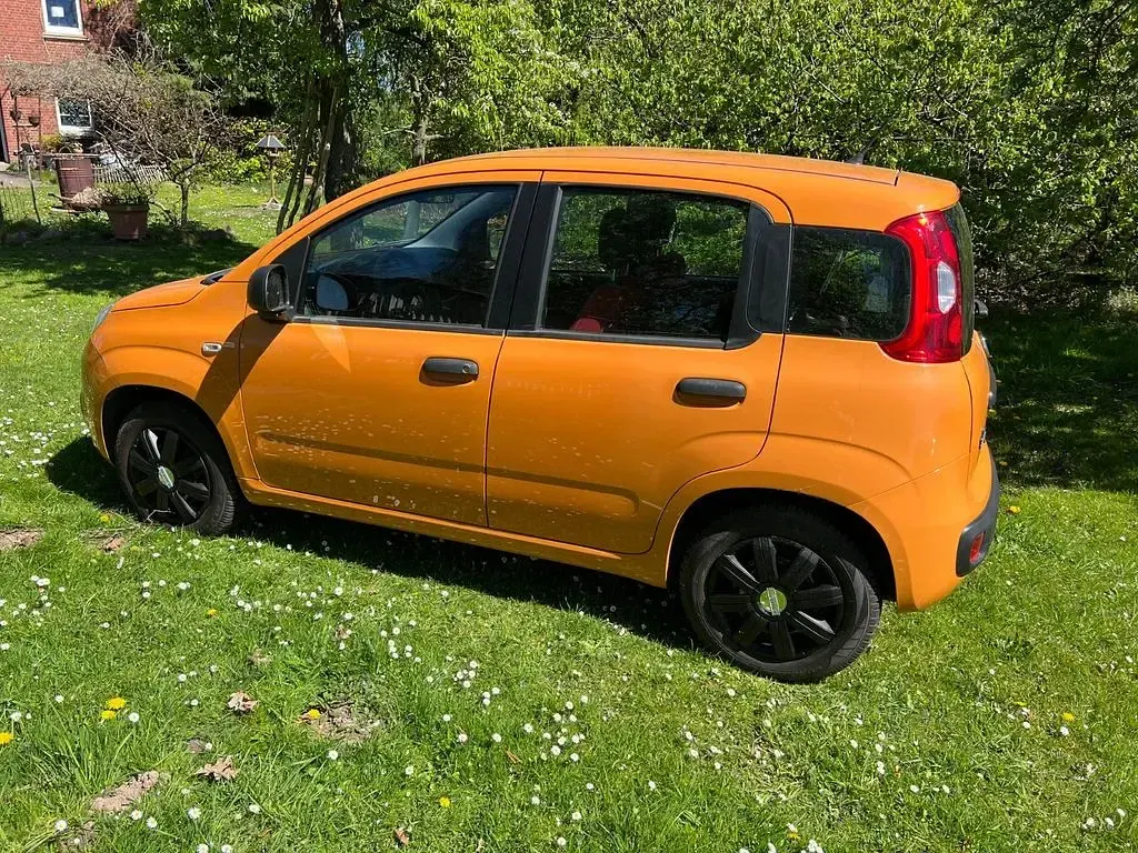 Gebraucht Fiat Panda Easy 69 PS (50 kW) 2018 Orange Kleinwagen