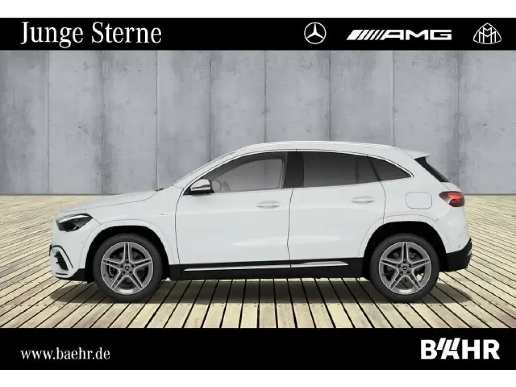 Second-hand Mercedes GLA250 163 CP (119 kW) 2025 Alb SUV