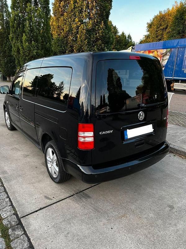 Gebraucht VW Caddy Edition 102 PS (75 kW) 2012 Schwarz Van / Kleinbus