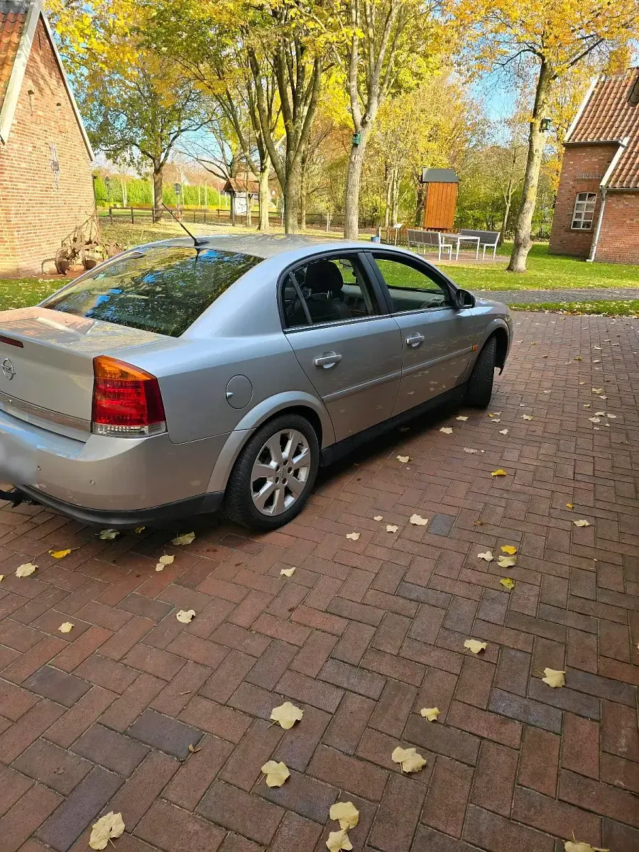 Gebraucht Opel Vectra 147 PS (108 kW) 2002 Silber Limousine