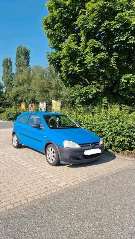 Blau Gebraucht 2001 Opel Corsa S Kleinwagen | 650 € (Guter Preis) - Bild 1/4