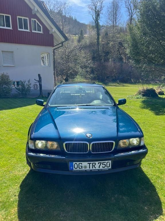 Gebraucht BMW 750 326 PS (239 kW) 1997 Blau Limousine