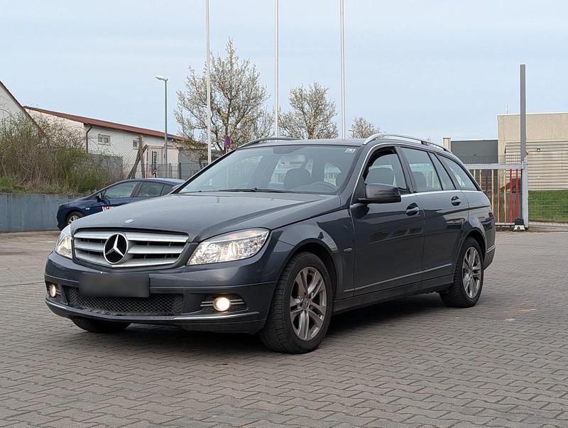 Gebraucht Mercedes C220 170 PS (125 kW) 2011 Blau Kombi