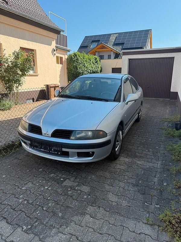 Silber Gebraucht 2004 Mitsubishi Carisma Limousine | 2.100 € - Bild 1/4