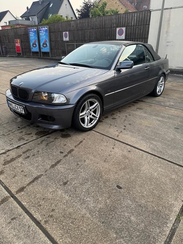 Grau Gebraucht 2002 BMW 318 Cabriolet Cabrio | 2.600 € (Guter Preis) - Bild 1/4