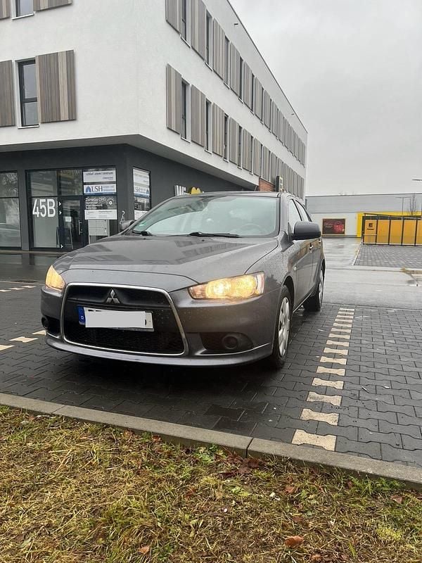 Gebraucht Mitsubishi Lancer 140 PS (102 kW) 2009 Grau Limousine