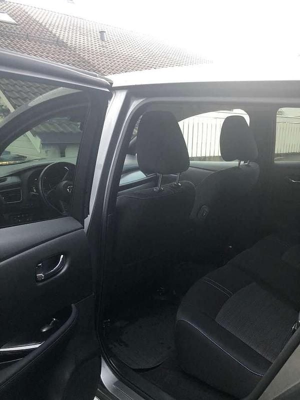 Gebraucht Nissan Leaf Acenta 110 kW (150 PS) 2018 Grau Kleinwagen