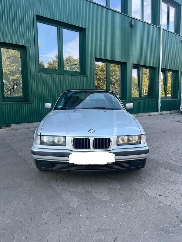 Silber Gebraucht 1999 BMW 318 Cabriolet Cabrio | 5.000 € (Superpreis) - Bild 1/4