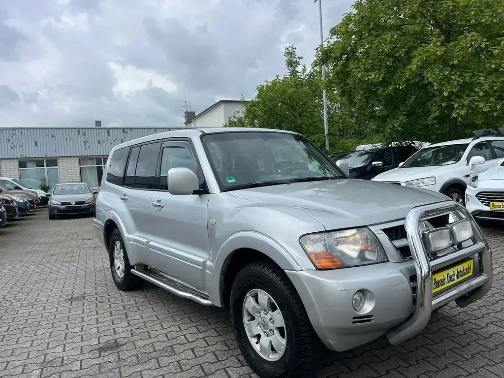 Gebraucht Mitsubishi Pajero 160 PS (117 kW) 2006 Grau SUV