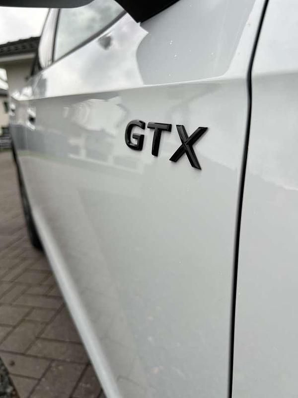 Weiß Gebraucht 2024 VW ID.4 GTX SUV | 44.900 € (Etwas zu teuer) - Bild 1/4