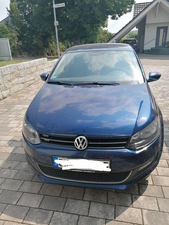 Blau Gebraucht 2013 VW Polo Life Limousine | 4.000 € (Superpreis) - Bild 1/4
