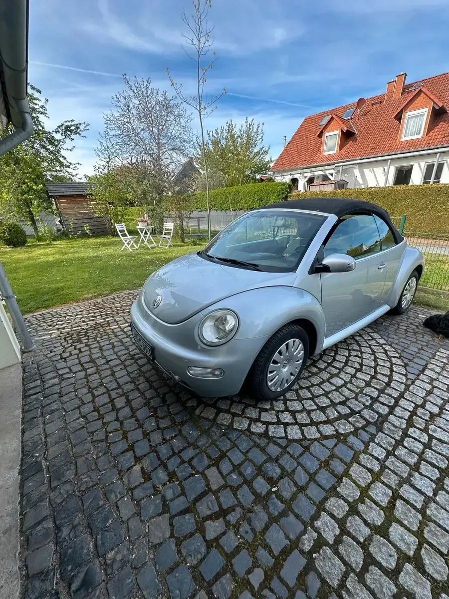 Gebraucht VW New Beetle 105 PS (77 kW) 2005 Silber Kleinwagen
