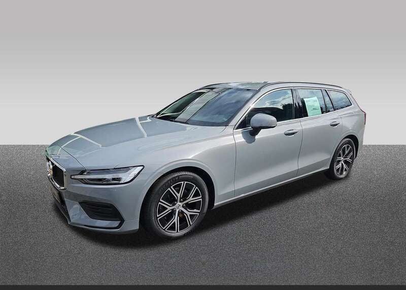 Vapour grey / metallic Gebraucht 2023 Volvo V60 Core Kombi | 36.998 € - Bild 1/4