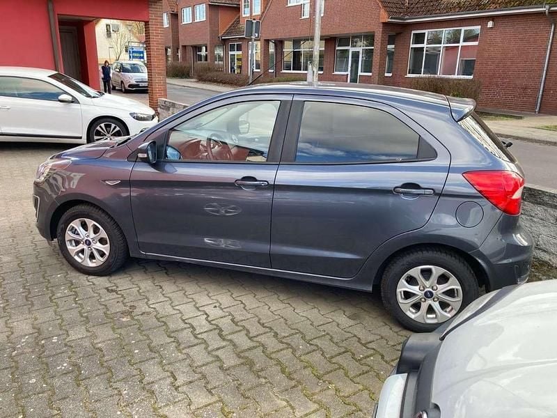 Gebraucht Ford Ka Cool & Connect 86 PS (63 kW) 2019 Grau Limousine