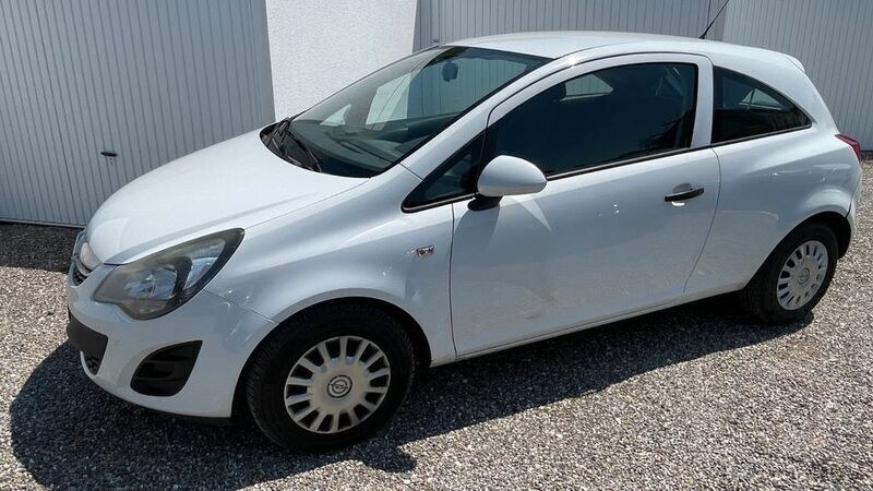 Weiß Gebraucht 2014 Opel Corsa Selection Kleinwagen | 2.600 € (Superpreis) - Bild 1/4
