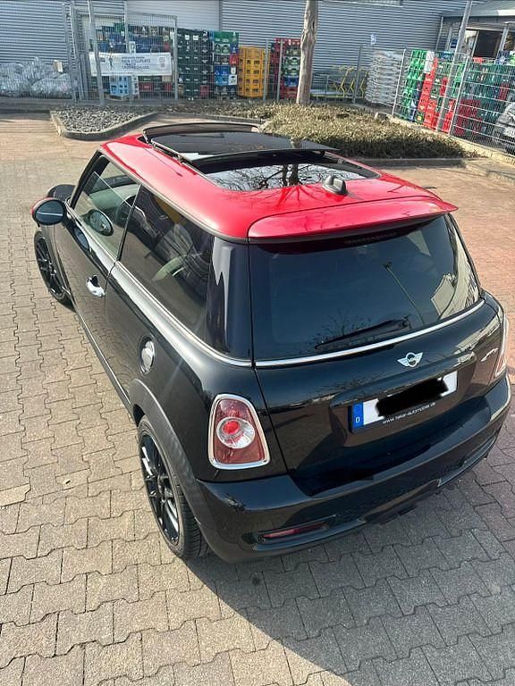 Gebraucht Mini John Cooper Works 211 PS (155 kW) 2010 Schwarz Kleinwagen