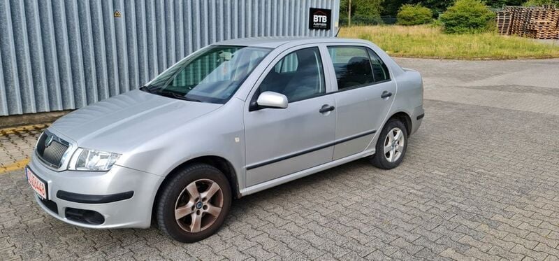 Gebraucht Skoda Fabia Classic 75 PS (55 kW) 2006 Silber metallic Kleinwagen