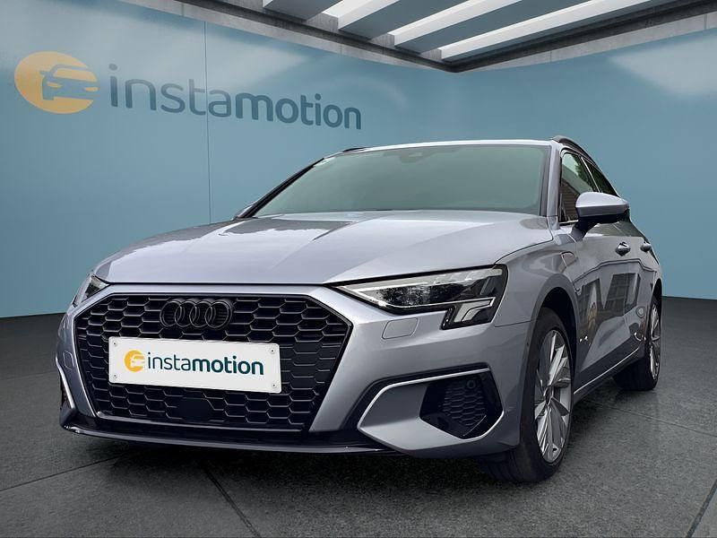 Silber Gebraucht 2024 Audi A3 Sportback e-tron Limousine | 38.649 € - Bild 1/4