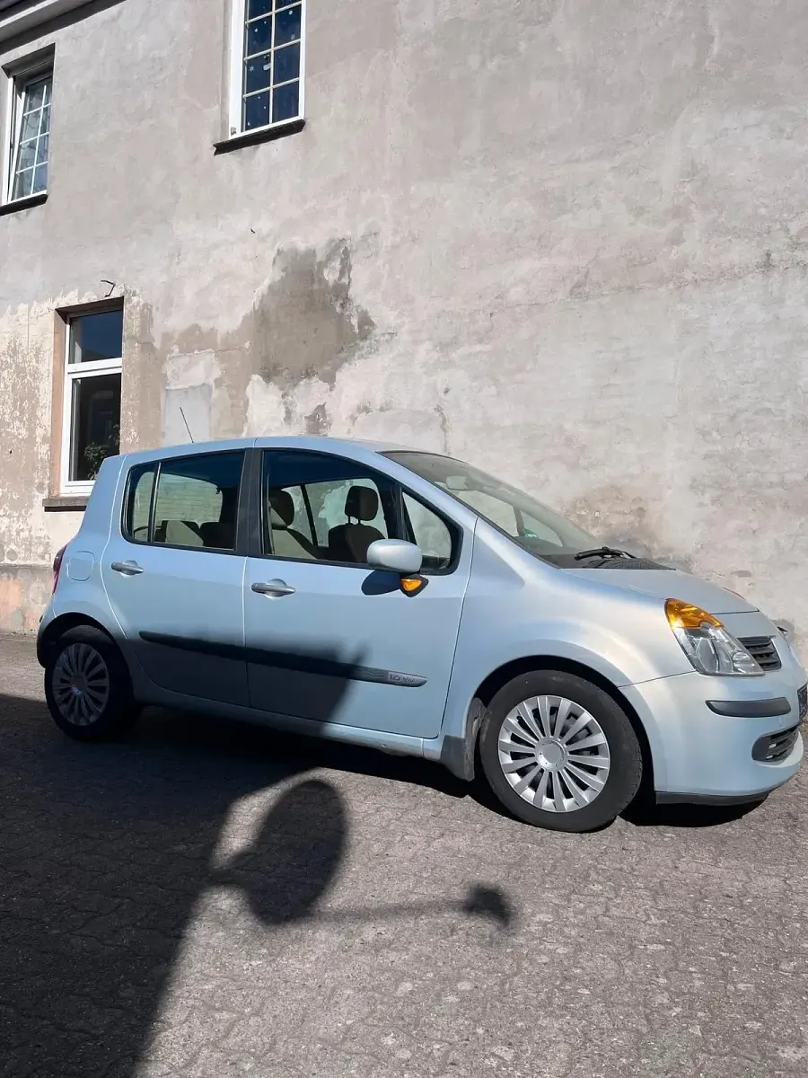 Second-hand Renault Modus 112 CP (82 kW) 2005 Gri Monovolum