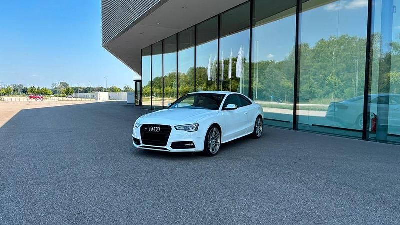 Gebraucht Audi S5 Sport 333 PS (244 kW) 2013 Weiß Coupé