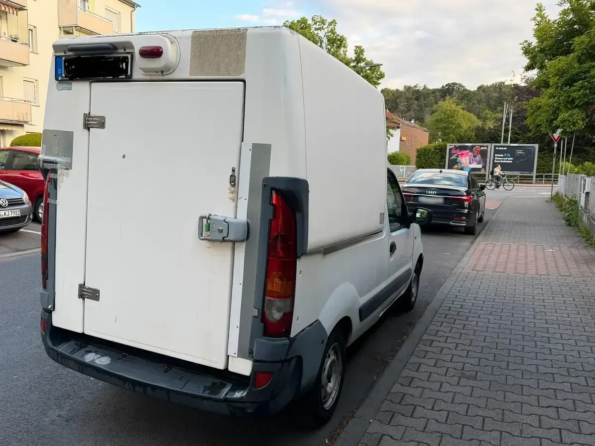 Gebraucht Renault Kangoo 68 PS (50 kW) 2006 Weiß