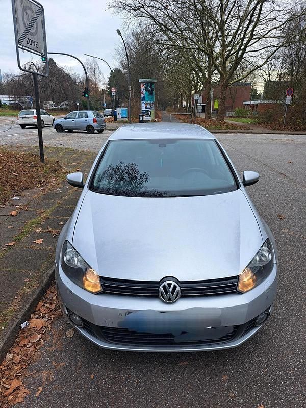 Silber Gebraucht 2010 VW Golf VI Limousine | 3.000 € (Superpreis) - Bild 1/4