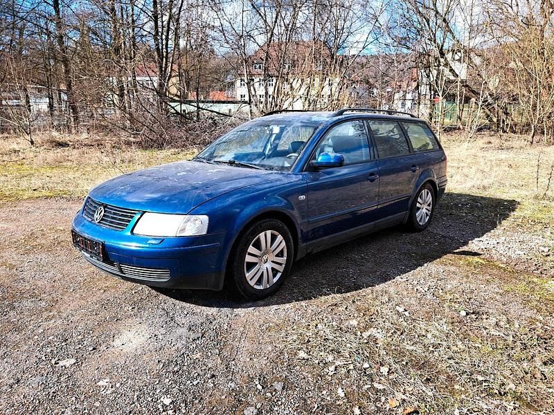 Gebraucht VW Passat 193 PS (141 kW) 1998 Blau Kombi