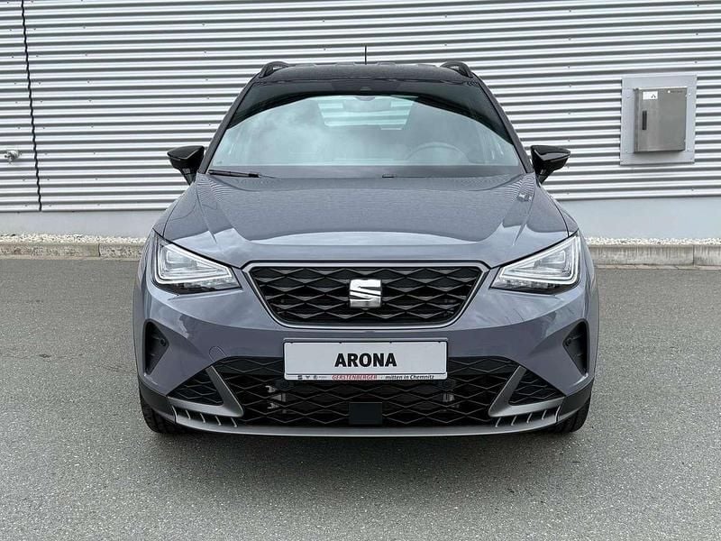 Gebraucht Seat Arona Black Edition 116 PS (85 kW) 2025 Graphengrau SUV