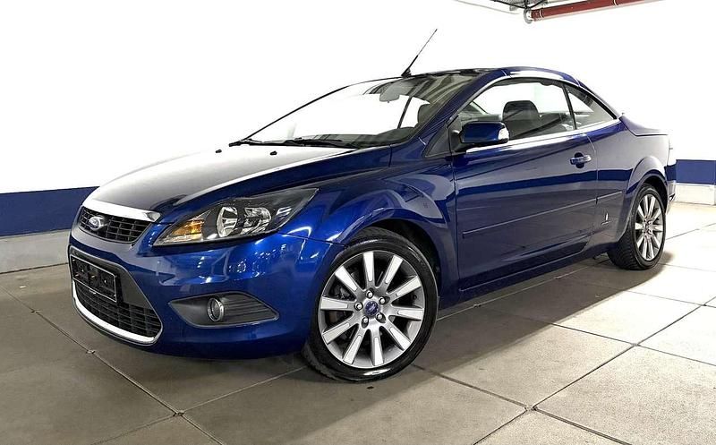 Gebraucht Ford Focus Cabriolet 145 PS (106 kW) 2009 Cataniablau met. Cabrio