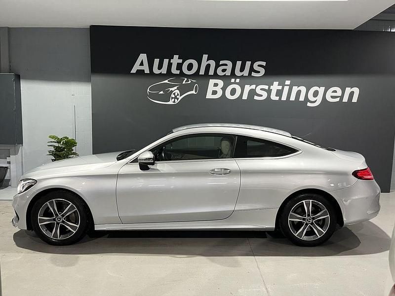 Gebraucht Mercedes C300 AMG line 245 PS (180 kW) 2017 Silber