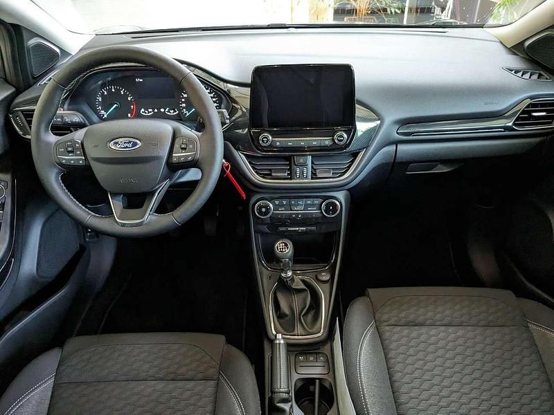 Gebraucht Ford Puma Titanium 125 PS (91 kW) 2024 Magneticgrau metallic SUV