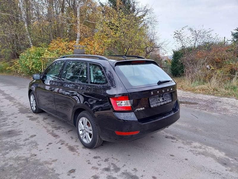 Gebraucht Skoda Fabia 95 PS (69 kW) 2020 Schwarzmagic perleffekt Kombi