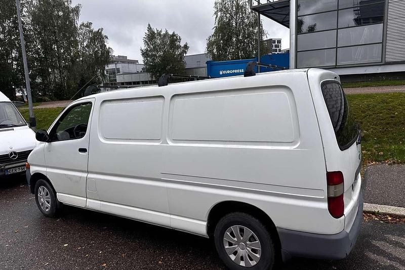 Gebraucht 2000 Toyota HiAce Van / Kleinbus | 6.700 € - Bild 1/4