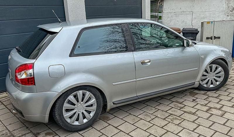 Gebraucht Audi RS3 Sport 300 PS (220 kW) 2003 Silber