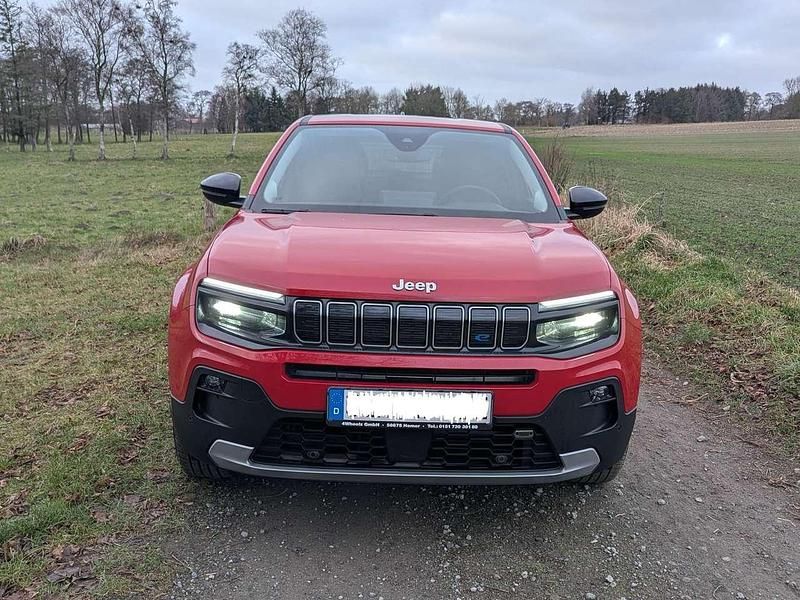 Gebraucht Jeep Avenger EV Summit 114 kW (156 PS) 2023 Rot SUV