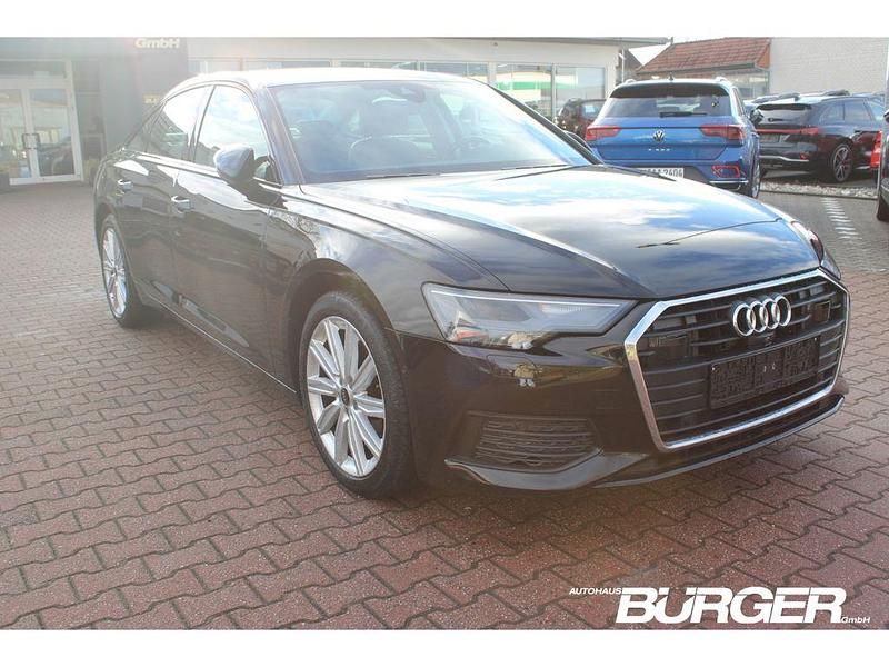 Gebraucht Audi A6 Ambiente 163 PS (119 kW) 2022 Schwarz Limousine