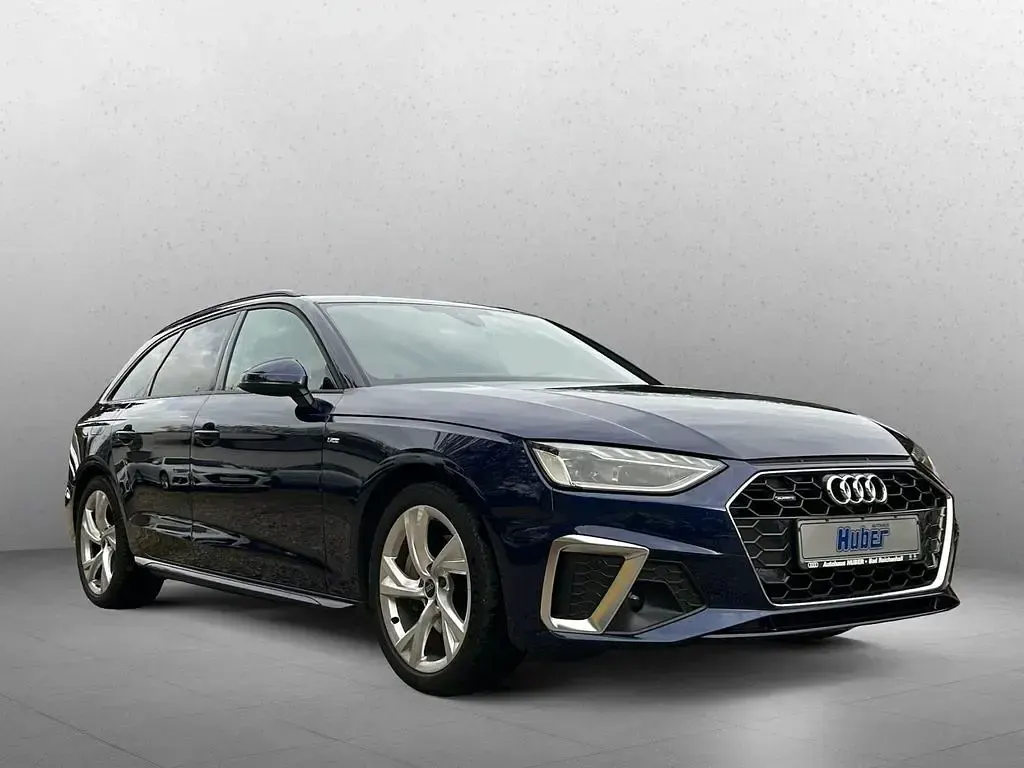 Używany Audi A4 Design 204 KM (150 kW) 2021 Niebieski Kombi