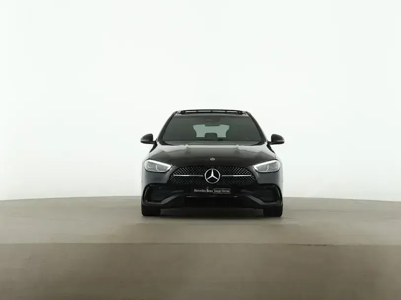 Gebraucht Mercedes C220 AMG 200 PS (147 kW) 2025 Negro obsidiana Kombi