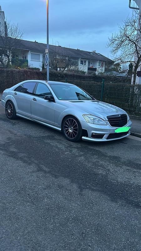 Silber Gebraucht 2006 Mercedes S500 AMG Limousine | 11.000 € - Bild 1/4