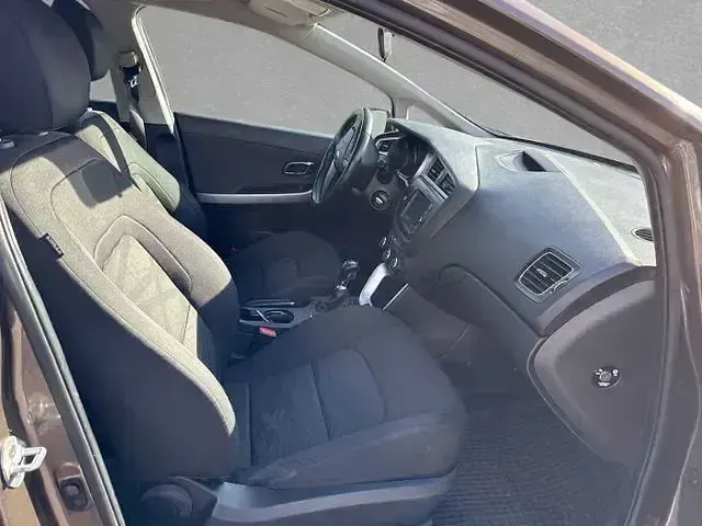 Gebraucht Kia Ceed Sportswagon Vision 120 PS (88 kW) 2018 Braun (sand track) Kombi
