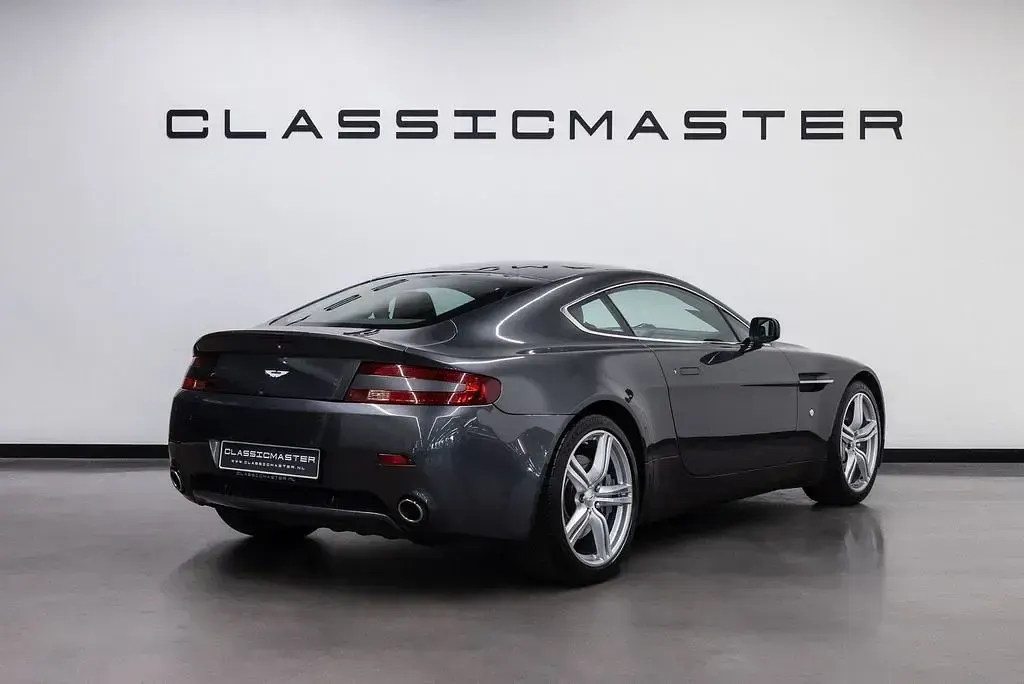 Gebraucht Aston Martin Vantage 426 PS (313 kW) 2009 Grau Coupé