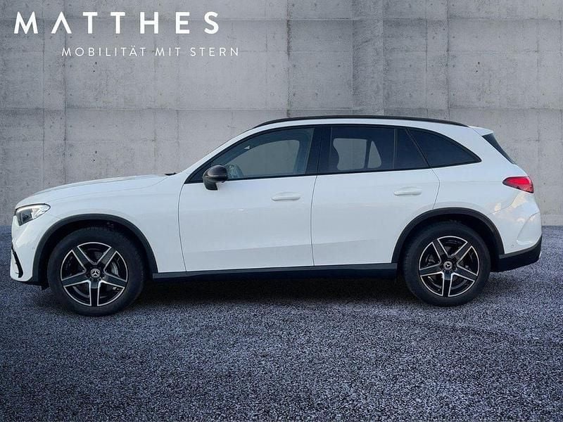 Gebraucht Mercedes GLC220 AMG 197 PS (144 kW) 2025 Weiß SUV