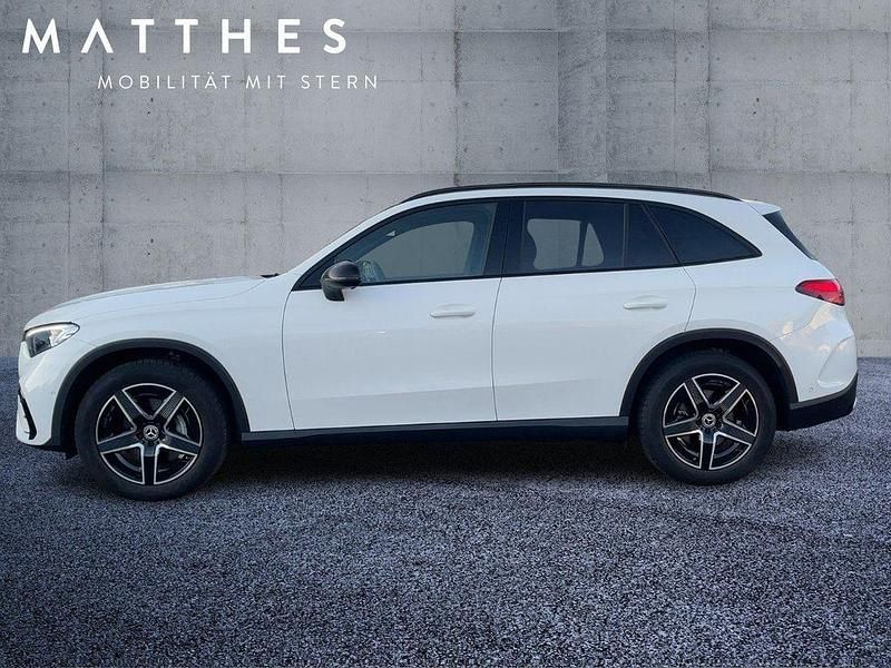 Gebraucht Mercedes GLC220 AMG 197 PS (144 kW) 2025 Weiß SUV