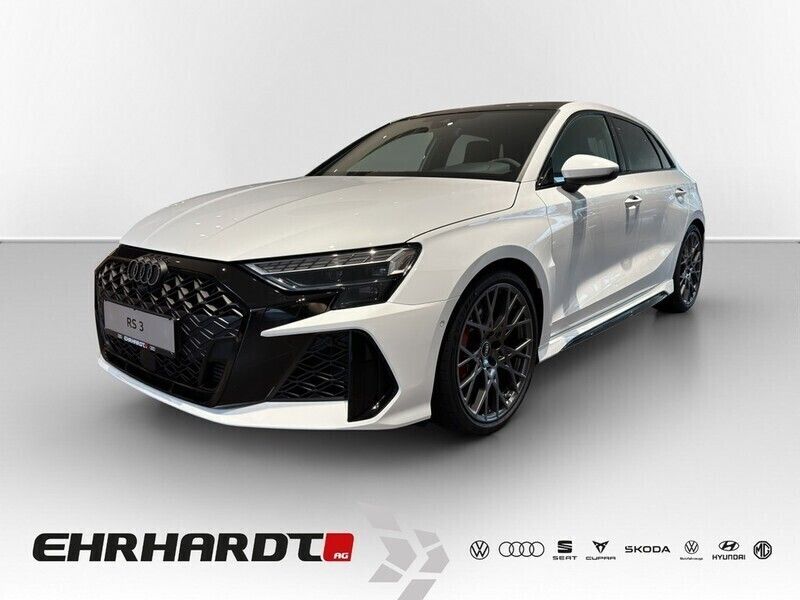 Andere farbe Gebraucht 2022 Audi RS3 Sportback Ambiente Kleinwagen | 74.940 € (Teuer) - Bild 1/4