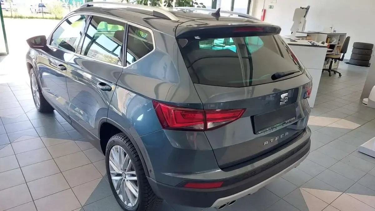 Gebraucht Seat Ateca XCELLENCE 150 PS (110 kW) 2020 "rodium" grau SUV