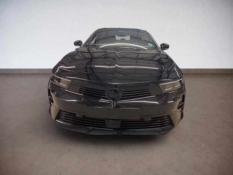 Gebraucht Opel Astra S 131 PS (96 kW) 2025 Schwarz Limousine