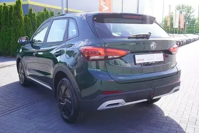 Neu MG ZS 197 PS (144 kW) 2026 Emeraldgrünmet. SUV